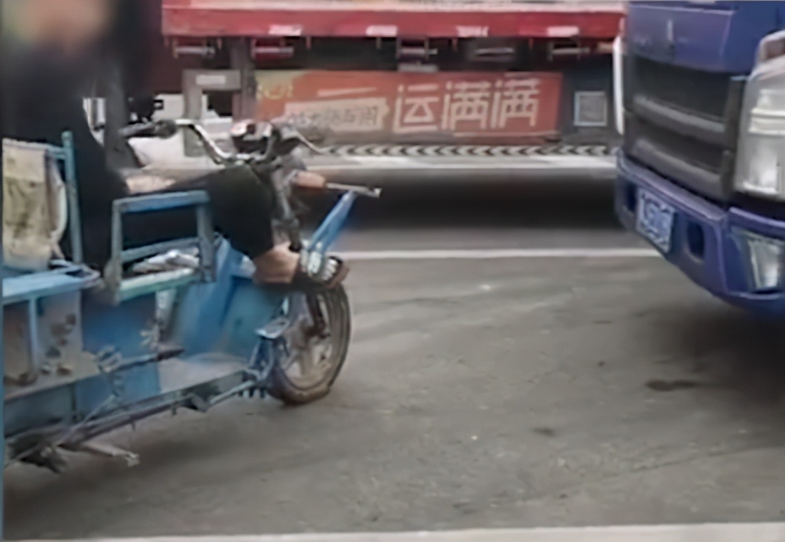 民生小鱼 50元的皮带要收800元？浙江一服务区强迫车主修车：不修不让你走