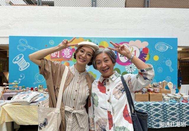 王君馨|TVB《我家无难事》热播，马德钟被质疑拿错剧本，演出做作、油腻