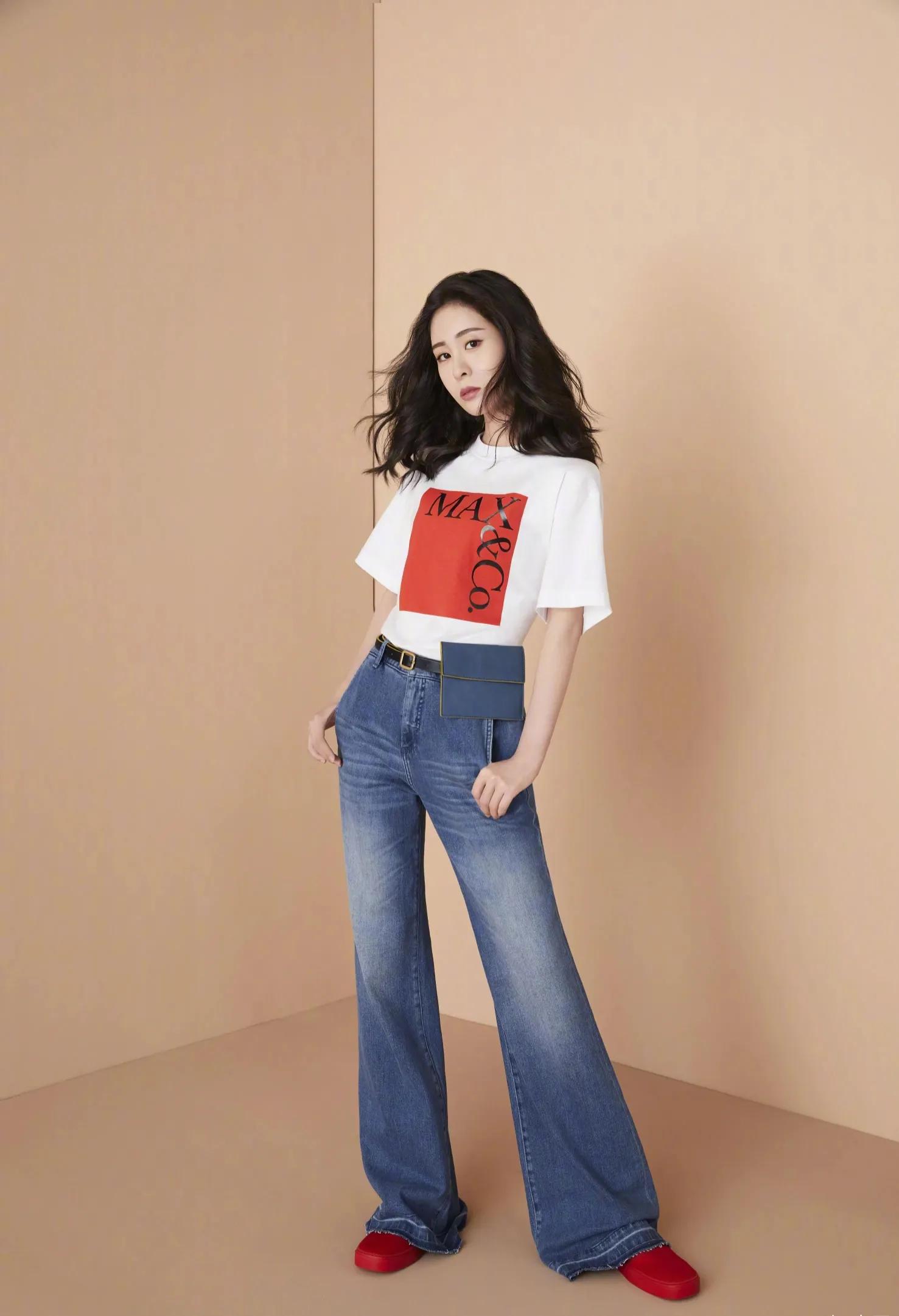 张碧晨|歌界女神张碧晨，妈妈身份丝毫没改变高贵的气质与性感的身材