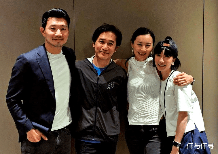 仟与仟寻|身高170也有小身板男人的魅力，孤单让他喜欢户外品牌，梁朝伟的隐世时尚魅力
