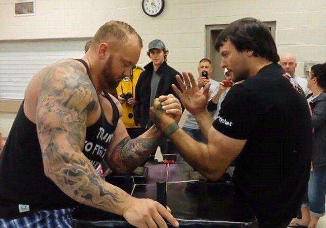 偶金健康|男人“战场”辨雄雌，枸杞泡点它，身体“猛如虎”