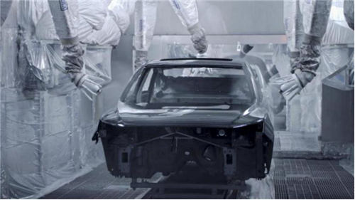 资讯实时报 曾经不看好中国品牌的人，如今为何都被帝豪圈了粉？