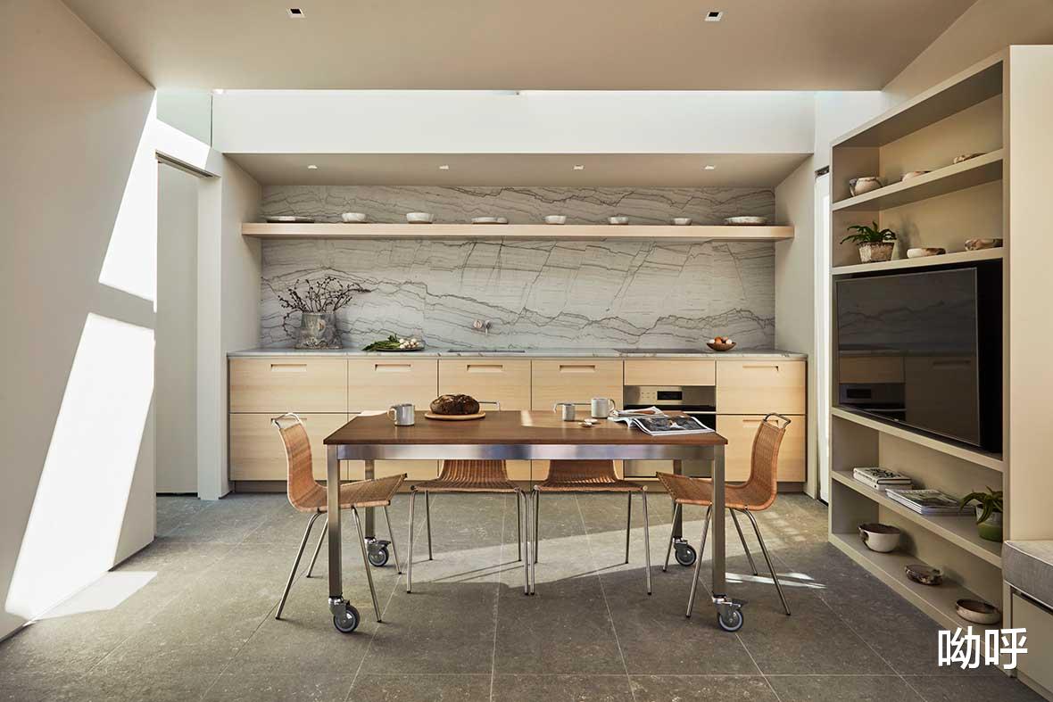 一位作家的避世海边小屋