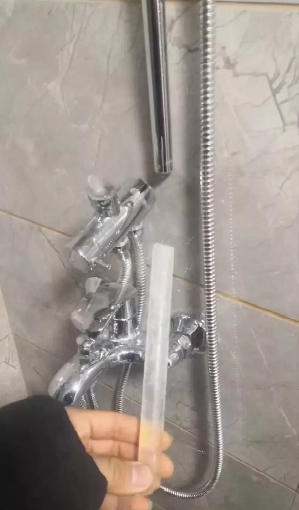 畅谈装修 水管冻住了怎样快速解冻？这里有三个实用方法，任选其一轻松解决