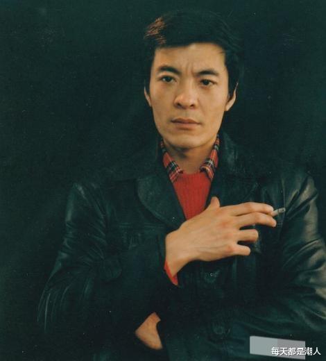 每天都是潮人|1998年，41岁的刘威爱上了18岁的杨若兮，9年后刘威突然不告而别