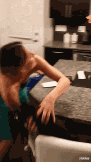  “土豪买下一栋楼，本来想炫耀炫耀！”看完评论却发现大事不妙