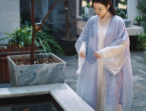 景甜|14年后，她终于翻身碾压了郑爽！