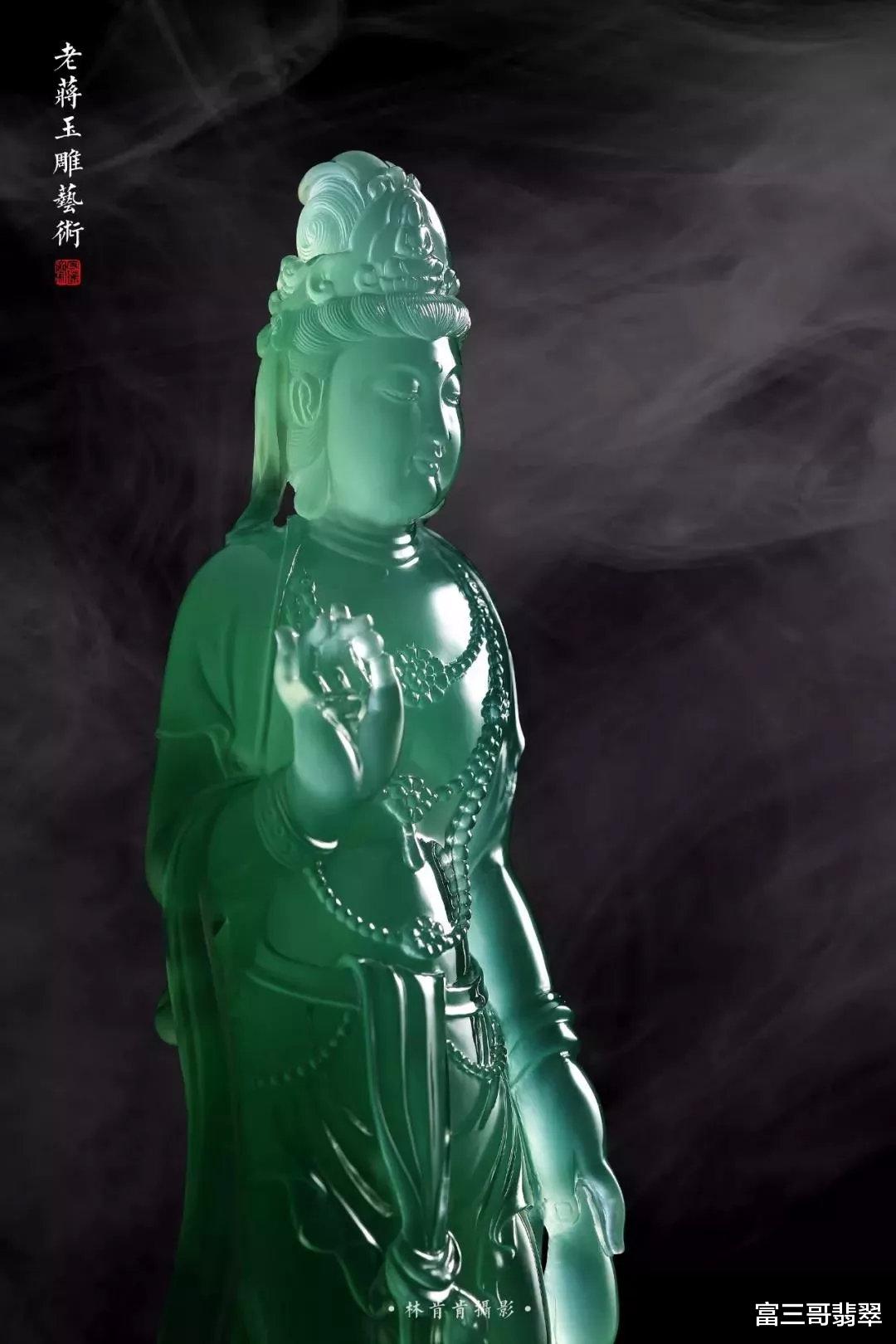 翡翠|玉赏 | 方寸翡翠见禅意，满天神佛求心安