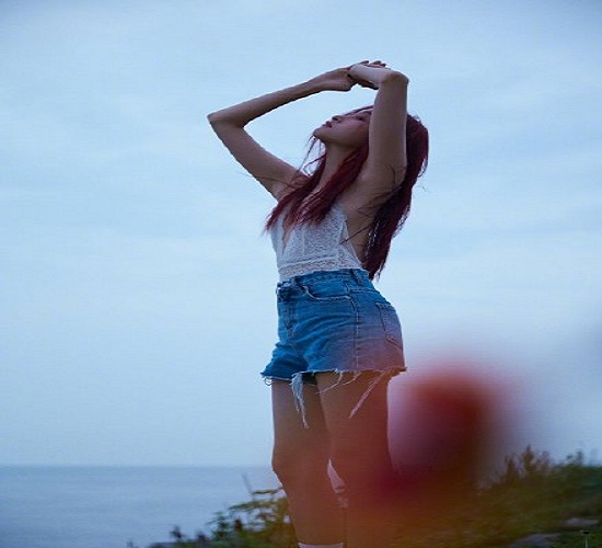 鹿晗|关晓彤晒出“红唇”照，鹿晗大批粉丝脱粉，还写了哪些留言？