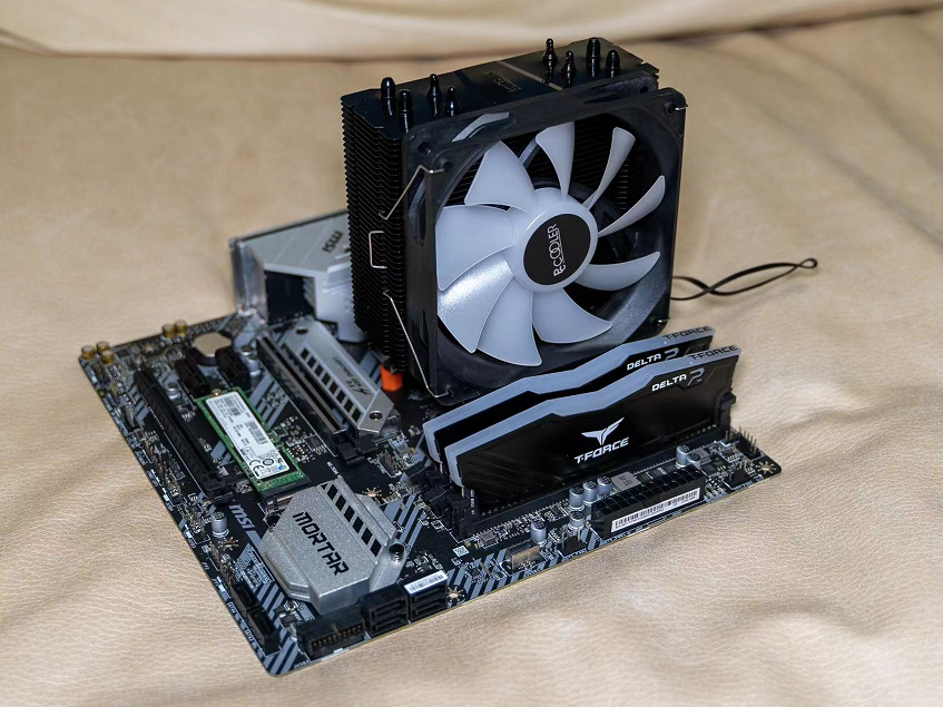 2g|900元的FAST IPS電競屏，泰坦軍團P24A2G曬單