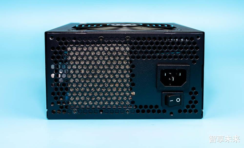 显卡|电源也玩抗菌？艾湃电竞（Apexgaming）AP-550Ti电源轻体验