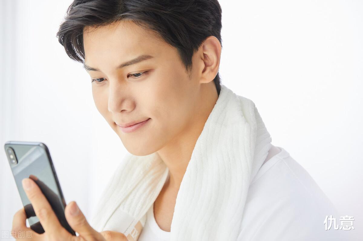 仇意|大学生情迷女主播冒充帅哥约其开房，因貌丑被拒强行发生关系被判