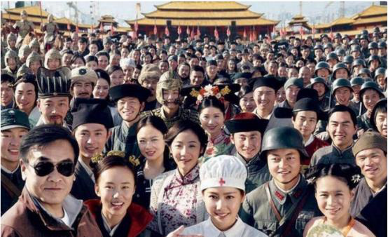 横店|中国“好莱坞”横店纪实,美女扎堆如云,梦想只值600元