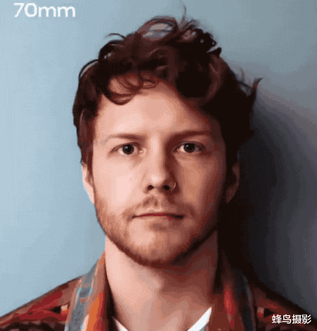 猩猩 30张罕见的照片，双头蛇2个头同时吃东西，猩猩妈用小猩猩擦屁股