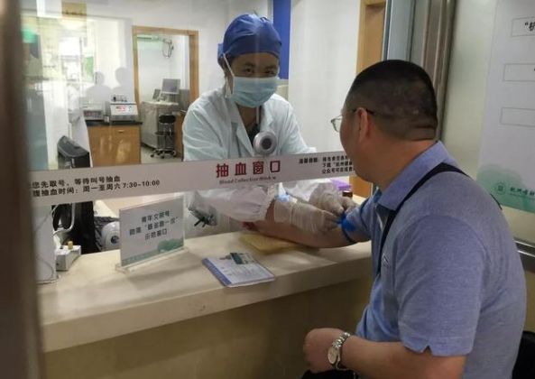 脑梗|不想脑梗上门“上身”，专家呼吁：停止?食用?“2圆1长”，尽早扔