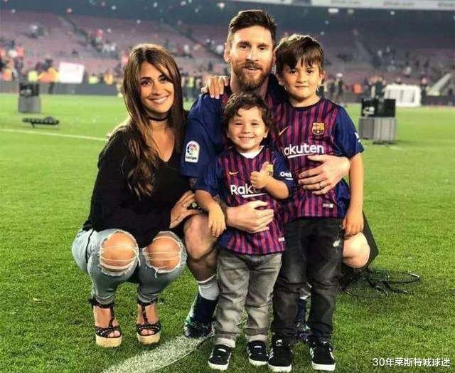 梅西|梅西懂感恩！為感謝中國提供5萬疫苗，梅球王很感動(dòng)回贈(zèng)三件球衣