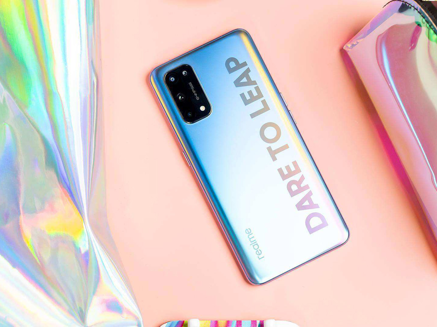 三星|120HZ三星柔性屏、65W快充，8+128GB降至1669，性价比很高