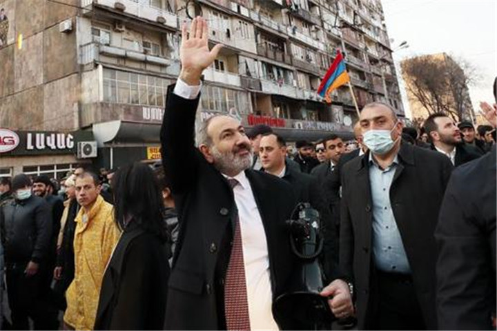 亞美尼亞發動政變，軍政領導人互相解職，還扯上瞭俄羅斯？-圖3