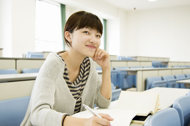 雪落无尘谈|过来人:为什么上了大学,感觉比高中还要累?原因只有两个字