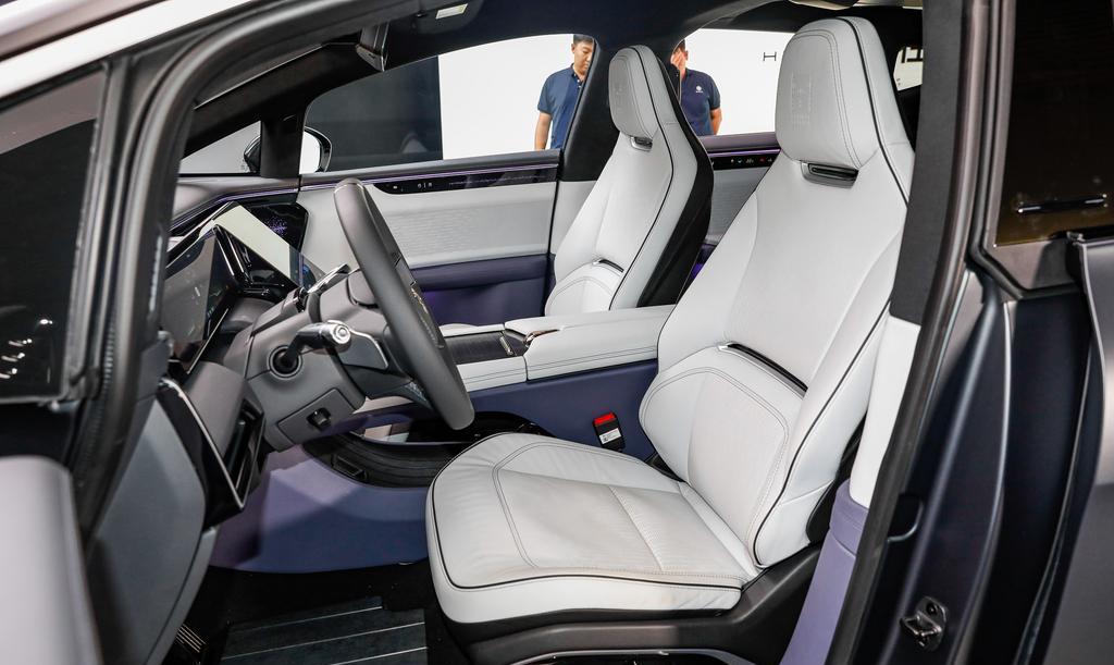 装记 高合HiPhi X又要火了,预售3天订单破2万,仅57万就有百万档次