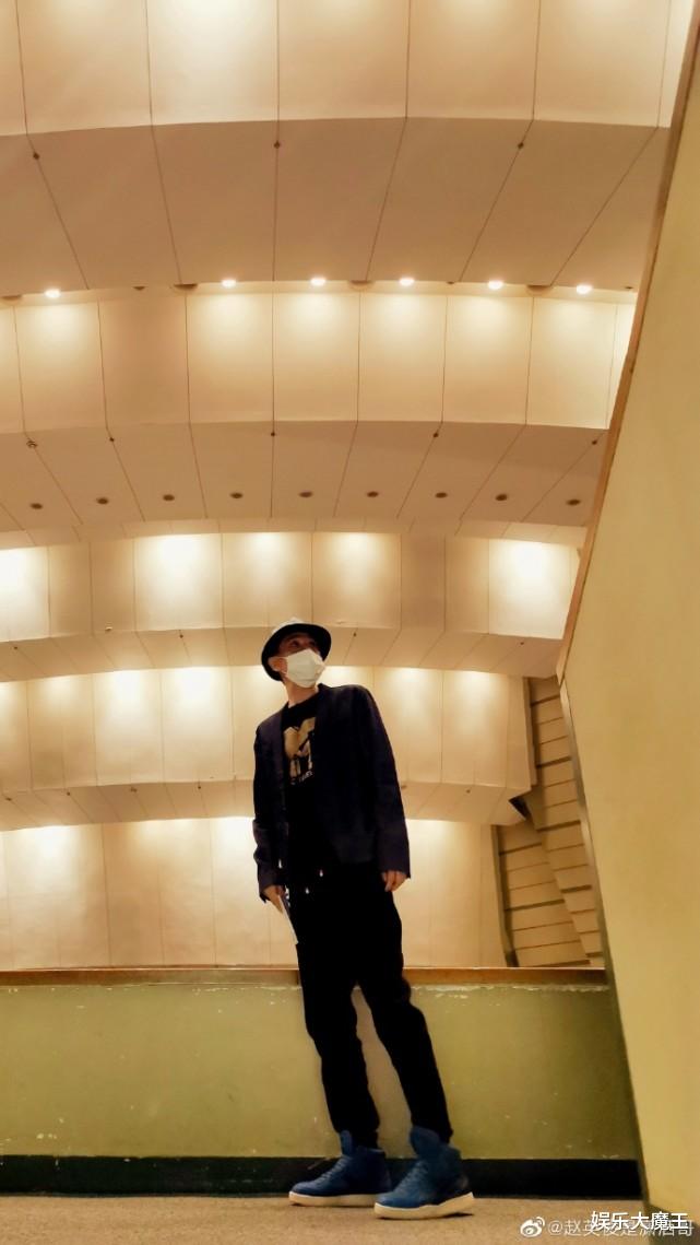 赵英俊|赵英俊因癌离世太突然，生前最后露面体弱不堪瘦成杆，还剪掉爆炸头