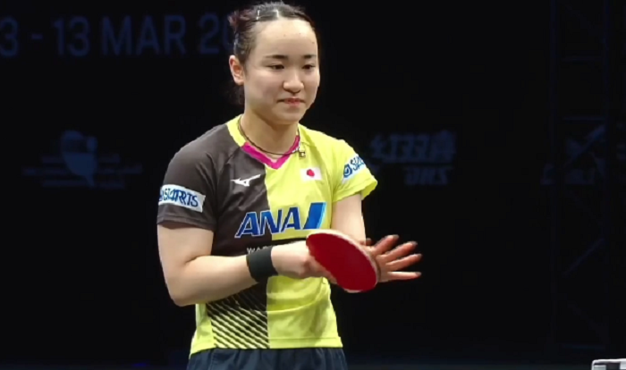 伊藤美誠|單局狂轟8-0+神仙球！伊藤美誠打瘋了甩飛球拍，日本包攬冠亞軍