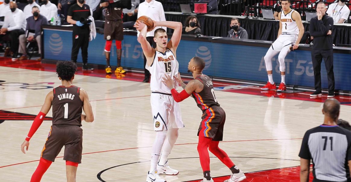 約基奇|季后賽也是MVP！湖人已首輪出局，約基奇有望帶掘金沖出西部？