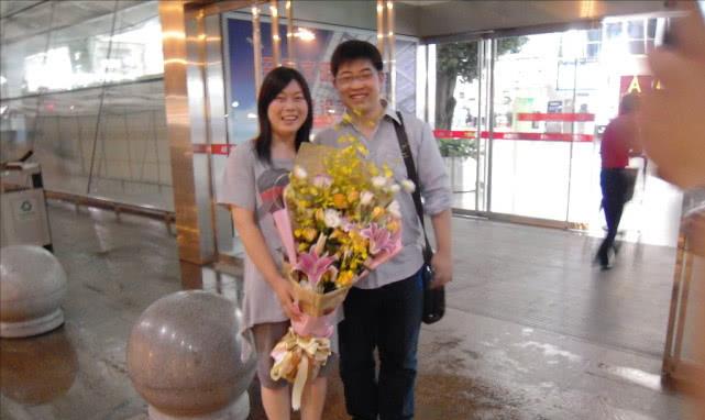 西单女孩|16岁北漂，20岁一夜爆红，23岁上春晚的西单女孩，后来怎么样了？