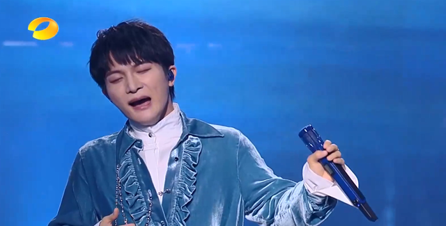 心悦雅萌|周深：搭档方锦龙，首秀琵琶配乐版《平凡之路+大鱼》满满国风味