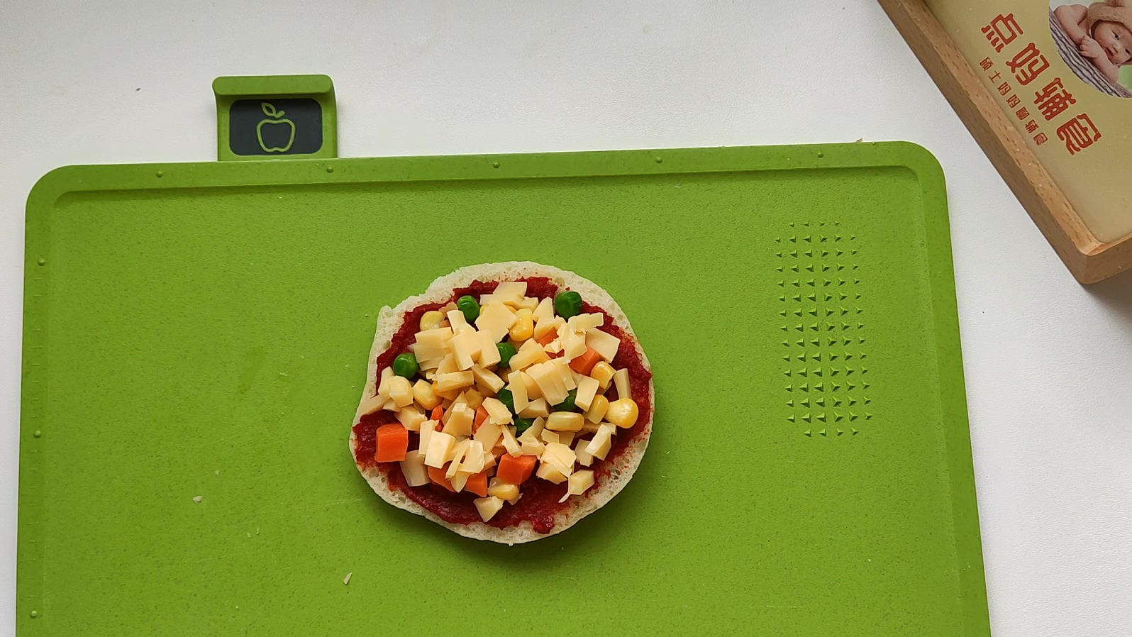 点妈辅食|宝宝吃的披萨，简单搭配营养餐，换个造型让宝宝好好吃饭！