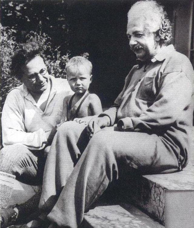 一身狼狈|为什么爱因斯坦如此聪明,他的两个孩子却是疯子?