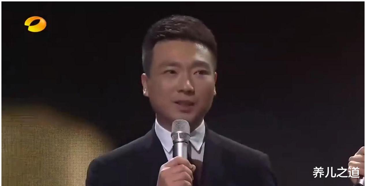 养儿之道|50岁的康辉再度哽咽：再给我一次选择的机会，我不会选择丁克