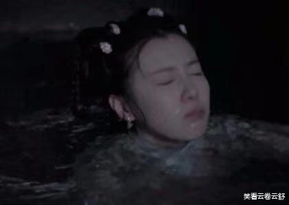 王鹤润|拍戏嫌水脏，换成150桶矿泉水游泳的女星就是她，被网友批：没素养