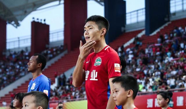 覃睿聊体育 王上源的事迹再次证明，在正确的道路上行走才能通往成功的彼岸