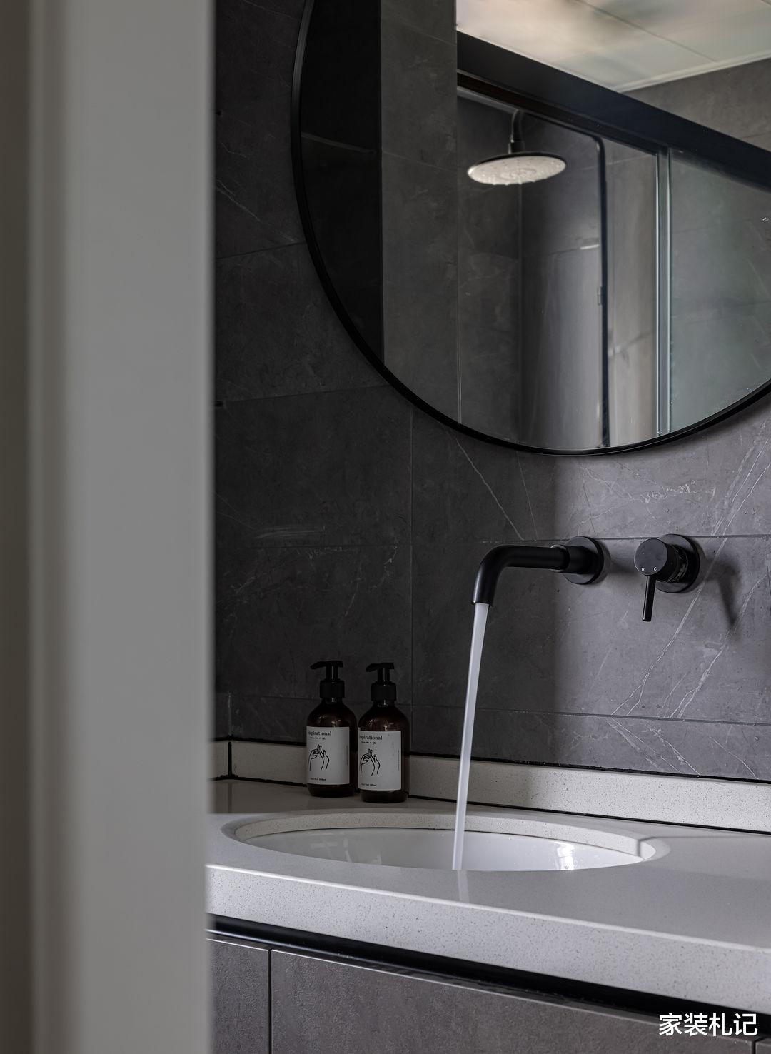 家装札记|140㎡的家，不做任何豪华装饰，却有藏不住的高级感