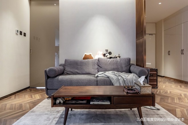 |一个人 一只狗 把家打造的酷到爆炸！！