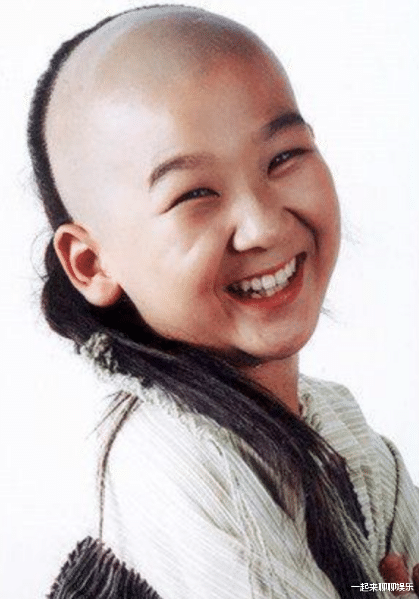 小叮当|小叮当：6岁出道，13岁上春晚，14岁火遍全国，如今却找不到对象