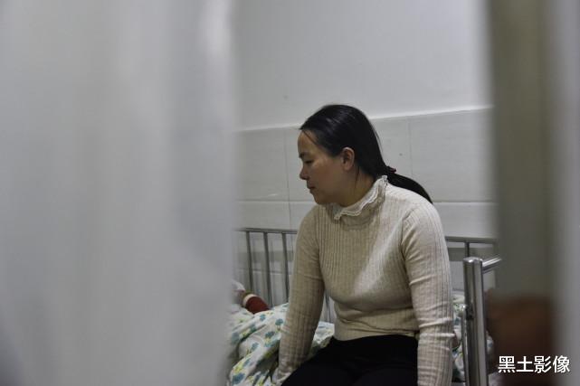黑土影像 孩子患重症母亲欲遗弃，10分钟后哭着抱回，丈夫：你良心不痛吗？