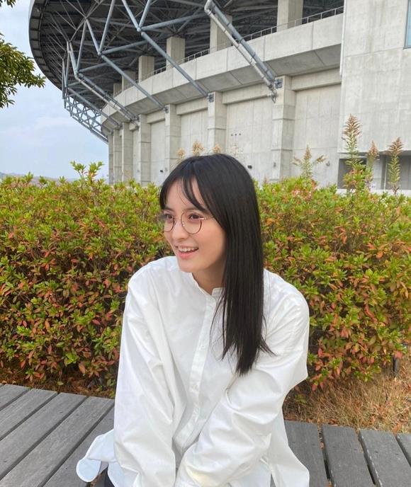 反派|假面騎士revice追加新角色，又是一位女反派，顏值不輸惡魔女王！