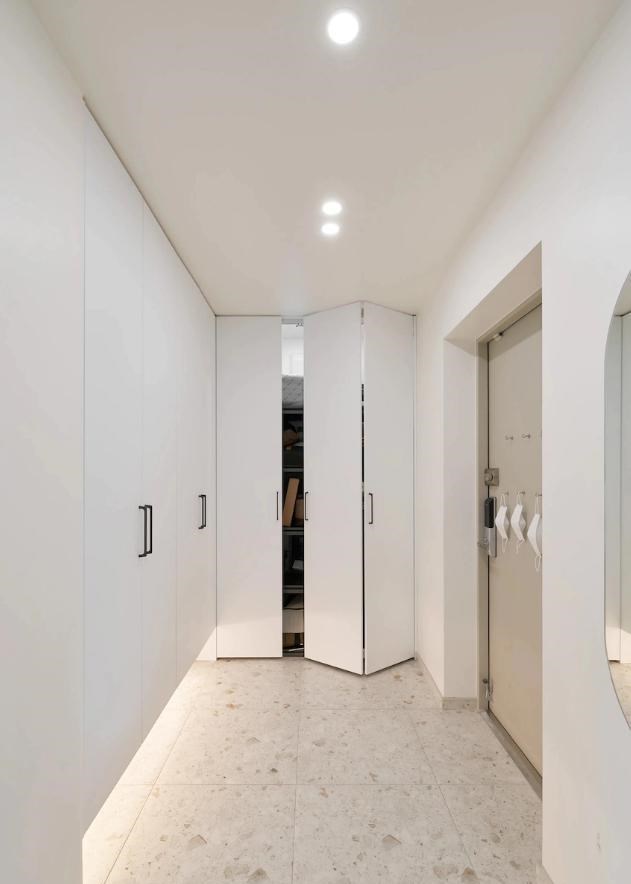 149㎡空中复式，一层融入大平层开阔视野，打造全功能轻奢格局