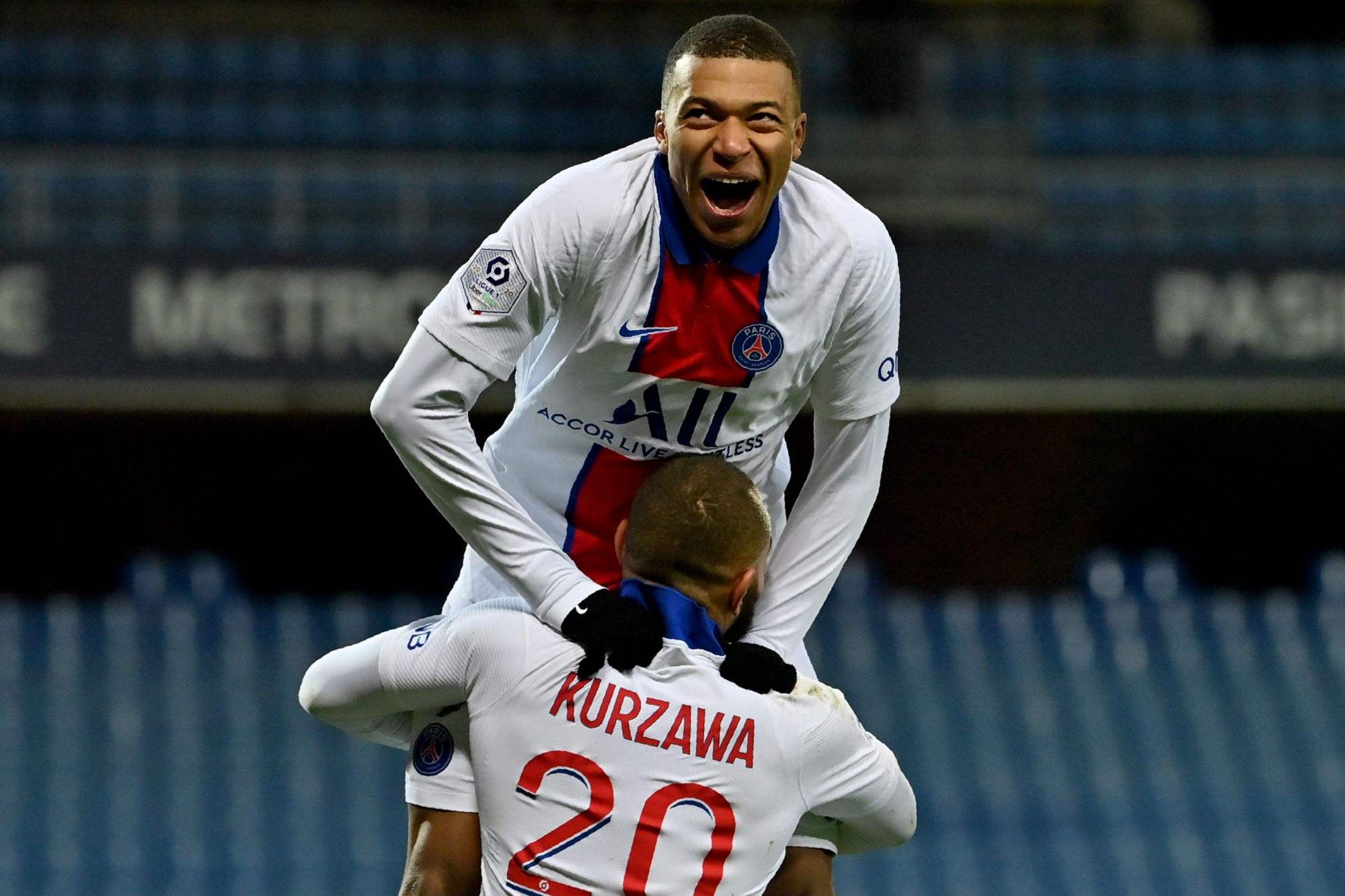 巴黎圣日耳曼|1.8亿欧！大巴黎已通知姆巴佩，儿皇梦要成真了