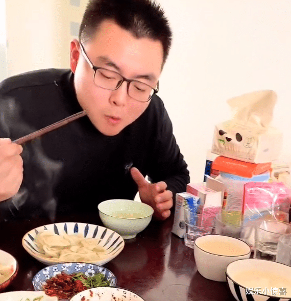 王力宏|网传杜新枝要送郭威一套房，前提是不跟许妈接近，网友：想得美