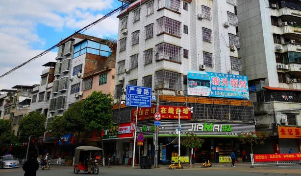 简约|临近年底，新一轮促销即将到来，能回老家买房吗？
