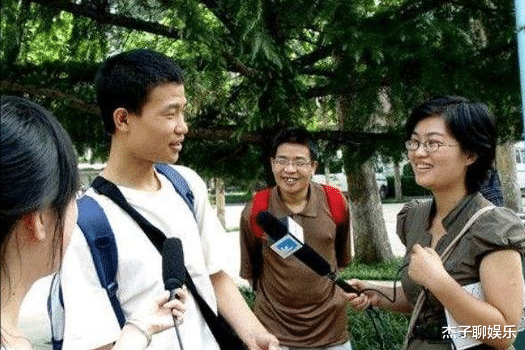 韦东奕|月开销300块的“北大韦神”，因“外貌平平”被嘲找不到女友？