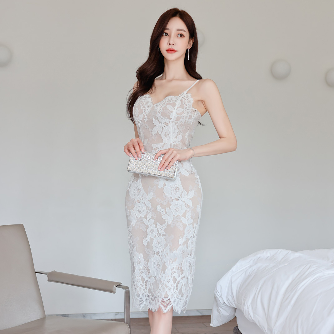 美图美景欣赏|2021年7月12日最新孙允珠时尚写真：夏装性感气质睫毛蕾丝花边夜店中长吊带裙，惊艳的女人气息