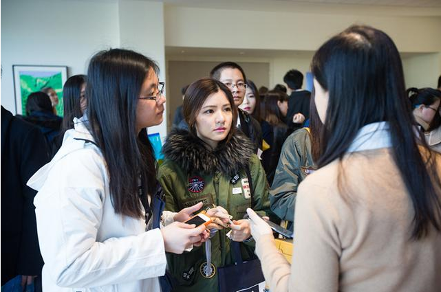 留学生|大批留学生回国就业，企业却避之不及，文凭好似一张“废纸”