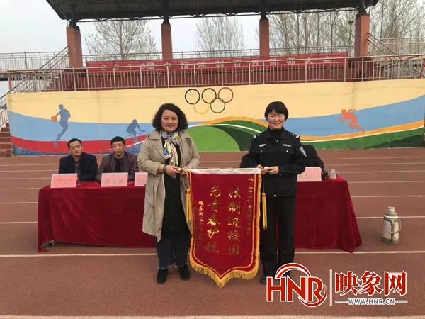 长垣市公安局民警李慧娜:公安工作的“多面手”