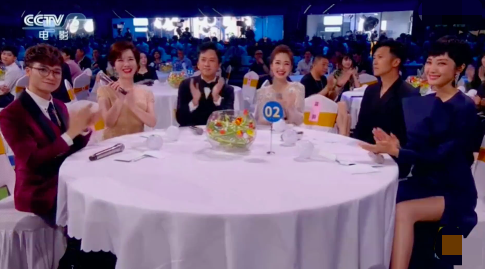 谢霆锋|谢霆锋与王菲世纪同台！听到女友名字表情亮了，张柏芝罕见未更博