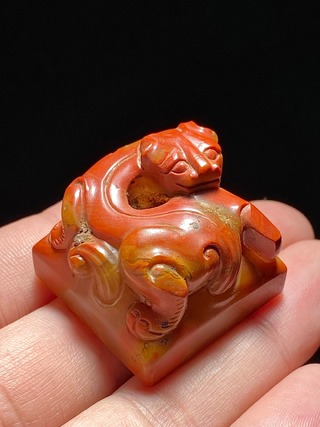 和田玉籽料|明以前 和田玉籽料受沁 瑞兽 香薰 摆件