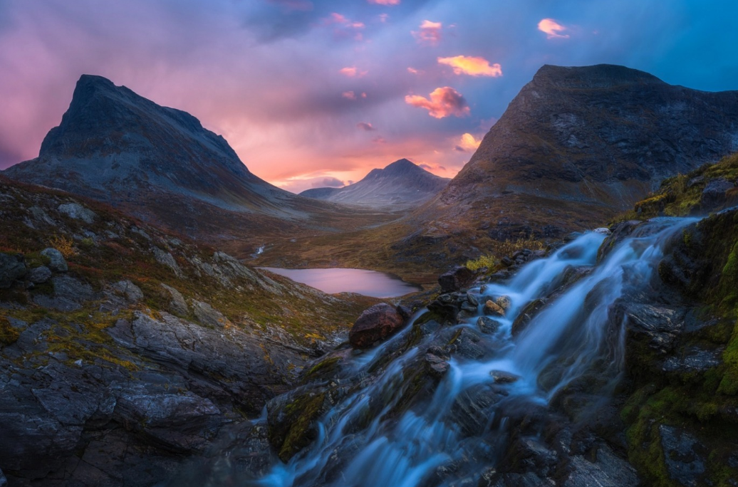 星座叶大仙 往事不回头，余生也不将就的星座，洞若观火，睿智明理，锋芒毕露